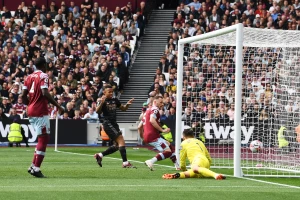 Arsenal ponovo ispustio 2:0, Saka tragičar, titula izmiče!